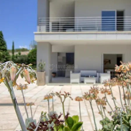 Beach View Controvento - *